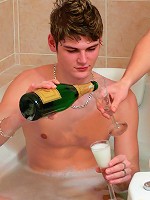 Euro twinks bathe together and take advantage of each others hard cocks and willing mouths